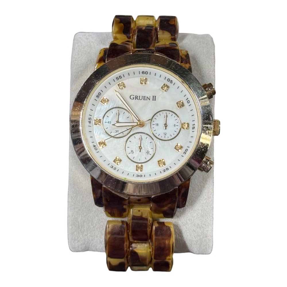 Gruen II Tortoise Shell Women’s Watch Gold Tone MOP Dial – Working